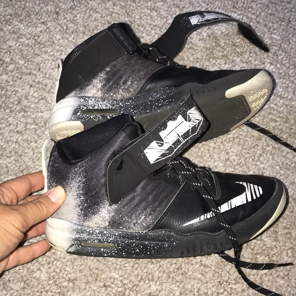 Nike Lebron size 4 youth